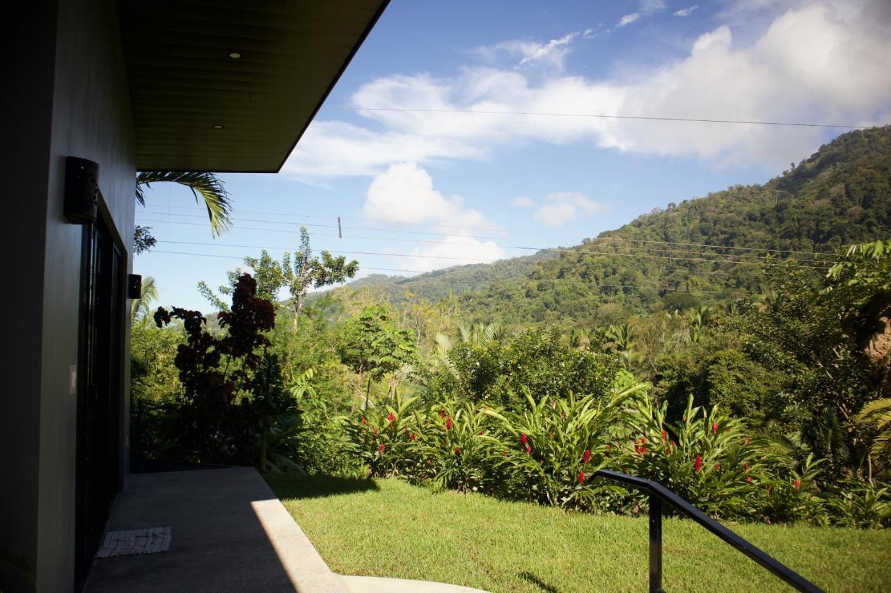 Jungle Home With King Beds -5 Minutes From The Beach 우비타 외부 사진